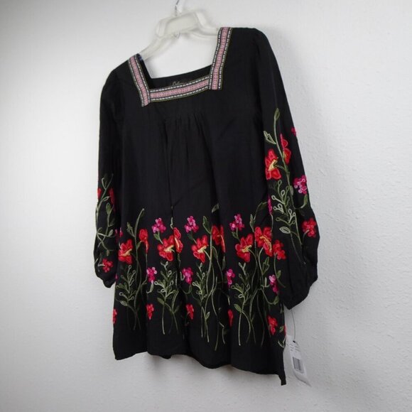 Calessa Embroidered Tunic Top Women's Size M Black Baby Doll Flowy Lined Boho - Picture 5 of 11